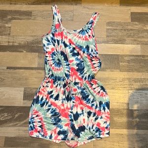 Women’s Romper with drawstring waist and pockets Size M